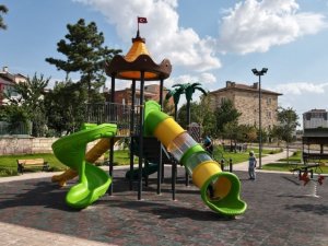 Nevşehir Belediyesi, Mehmet Akif Ersoy Mahallesine yeni bir park daha kazandırdı