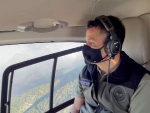 Bakan Pakdemirli, Manavgat yangın sahasını havadan helikopter ile inceledi