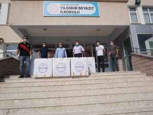 Eğitim hayatına başlayacak miniklere Akyurt Belediyesinden sürpriz