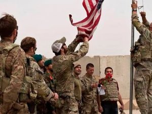 Afganistan’dan tahliye edilen ilk Afgan grup ABD’ye ulaştı