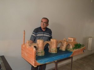 Batmanlı minyatür sanatçısı yaptığı maketlerle göz dolduruyor