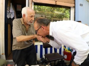 Başkan Akın esnaf ziyaretlerini sürdürüyor