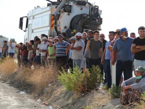 Vatandaşlar Manavgat’ta yanan ormanı endişeli gözlerle izliyor