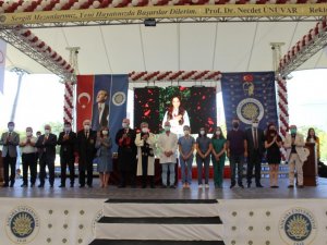 Ankara Üniversitesi’nden 12 veteriner Manavgat’a desteğe gidiyor