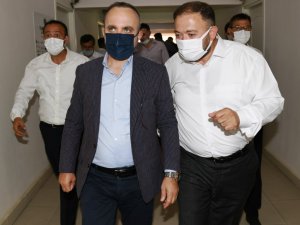 AK Parti’li Turan’dan MHP’ye ziyaret