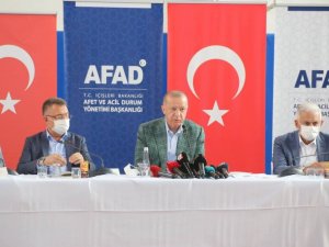 Cumhurbaşkanı Erdoğan: "1 yıl içinde evler tamamlanacak"