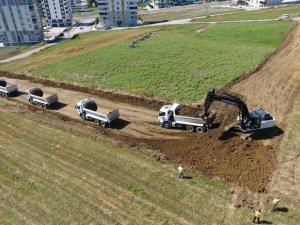 İlkadım Belediyesi ulaşım ağına yeni yollar kazandırmaya devam ediyor