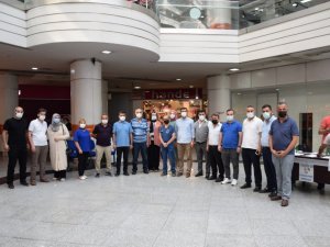 AK Parti Karabük Merkez İlçe Başkanlığı vatandaşları aşı olmaya davet etti