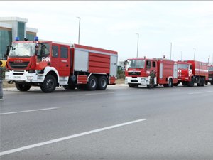 Azerbaycan’ın Türkiye’ye destek için gönderdiği 220 kişilik ekip ve 53 itfaiye aracı yola çıktı