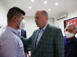 Cumhurbaşkanı Erdoğan’dan Şahin Akdemir’in ailesine taziye ziyareti