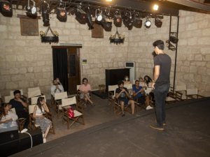 Büyükşehir Belediyesinin yaz dönemi tiyatro kursları başladı