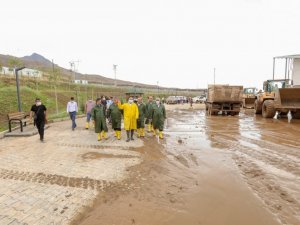 İpekyolu Belediyesi selzedelerin umudu oldu