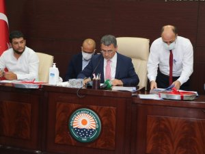 Gölbaşı Belediye Meclisi’nden yangın bölgelerine yardım için önerge