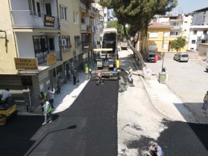 Efeler Belediyesi’nden Çankaya Caddesi’ne asfalt