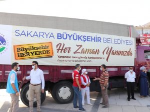 Sakarya’dan yangın bölgelerine yardım kamyonu