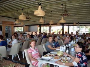 Mudanyalı kadınlar yangınzedeler için toplandı