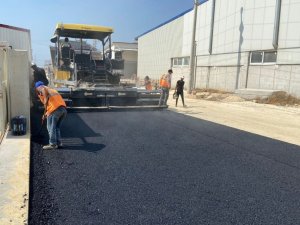 Akdeniz’de yol çalışmaları devam ediyor