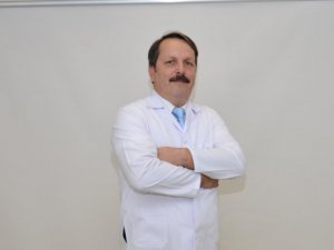 Başhekim Şahin: “Aşı Kovid-19’u yayıyor’ söylemlerine itibar etmeyin”