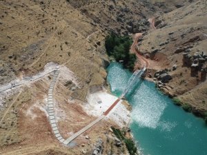 Eğil’de çevre düzenleme çalışmaları sürüyor