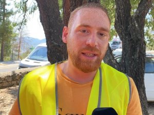 Ünlü oyuncu yangına duyarsız kalmadı