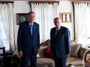 Cumhurbaşkanı Erdoğan, MHP Lideri Bahçeli’yi ziyaret etti