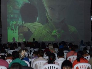 Cacabey Meydanı’nda çocuk oyununa büyük ilgi