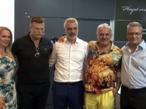 Ünlü isimlerden ve mobilya fuarında yanan ormanlar için destek