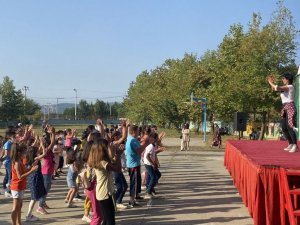 "Mahallemde şenlik var" etkinliği ile aileler aşıya davet edildi