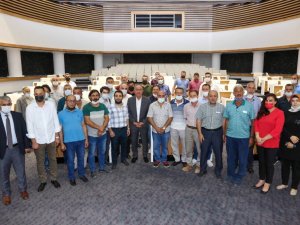 Başkan Kavuş’tan Larende Caddesi esnaflarına yer önerisi