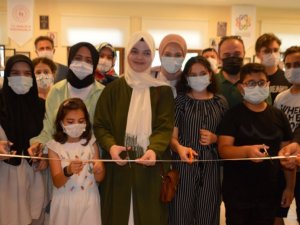 "Kebikeç Kitap Kahve" törenle açıldı