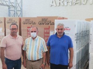 Kuşadası’ndan çıkan yardım kamyonu Arhavi’ye ulaştı