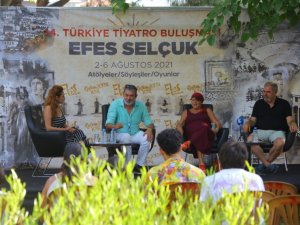 Selçuk’ta 14. Türkiye Tiyatro Buluşması devam ediyor