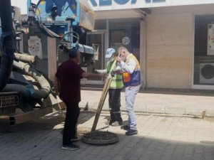 DİSKİ, selden etkilenen Arhavi’de çalışmalarını sürdürüyor