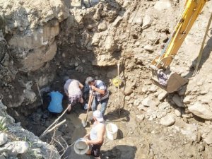 Selde zarar gören su hatları yenileniyor