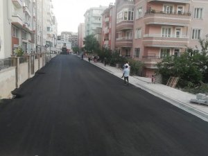 İpekyolu Belediyesinden sıcak asfalt çalışması