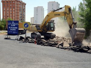 Yenişehir Üçkuyu Mahallesi Hilar Caddesi yenileniyor