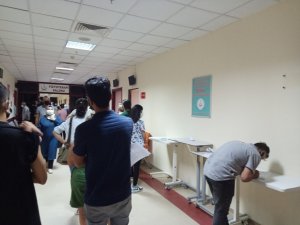 Kırmızı kategorideki Diyarbakır’da, korona virüs tablosunu gören aşı sırasına girdi