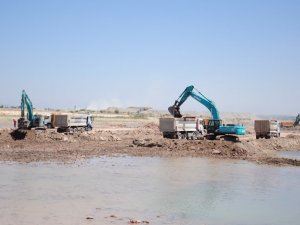 Batman Çayı ıslah çalışmaları devam ediyor