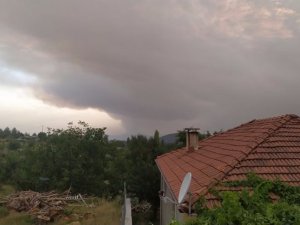 Muğla’daki yangının külleri Denizli ve ilçelerine ulaştı