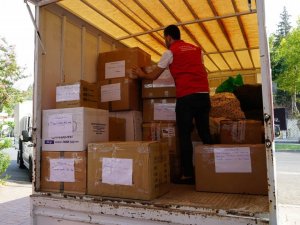 Kahramanmaraş’tan yangın bölgesine teknik malzeme ve koruyucu desteği