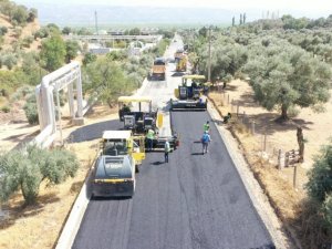 Aydın’da eşzamanlı çalışmalarla yollar yenileniyor