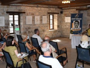 Usta Gazeteci Yazar Ümit Zileli Kuşadalı Okurlarıyla Buluştu