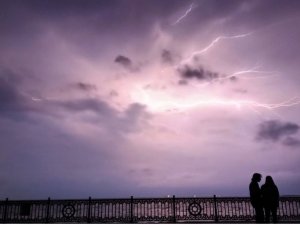 Samsun’da şimşek şöleni