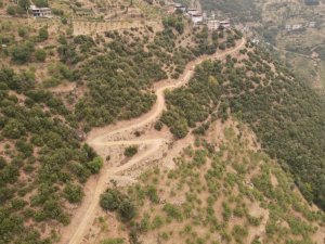 Çatak’ta yol çalışmaları devam ediyor