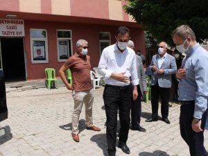 Kaymakam Yelek, terör gazisi Kamil Dugan’ın cenazesine katıldı