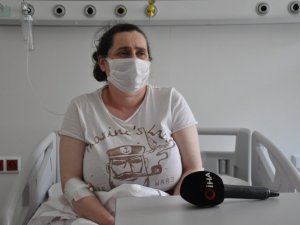 Aşı olmayı erteleyen Covid-19 hastası: “Sağlığımız için herkese aşı olun derim”