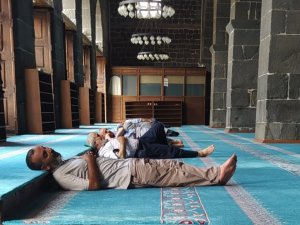 Kapalı ve klimalı ortamlarda duranlara korona uyarısı