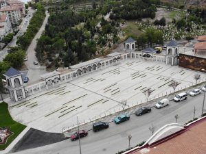 Pursaklar’ın Parlayan Yıldızı ‘‘Şehitlik Meydanı’’