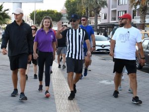 Başkan Ömer Günel, vatandaşlar ile sabah sporunda buluştu
