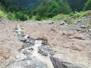 Uzungöl’deki turizm işletmecilerinden Koşon Deresi uyarısı